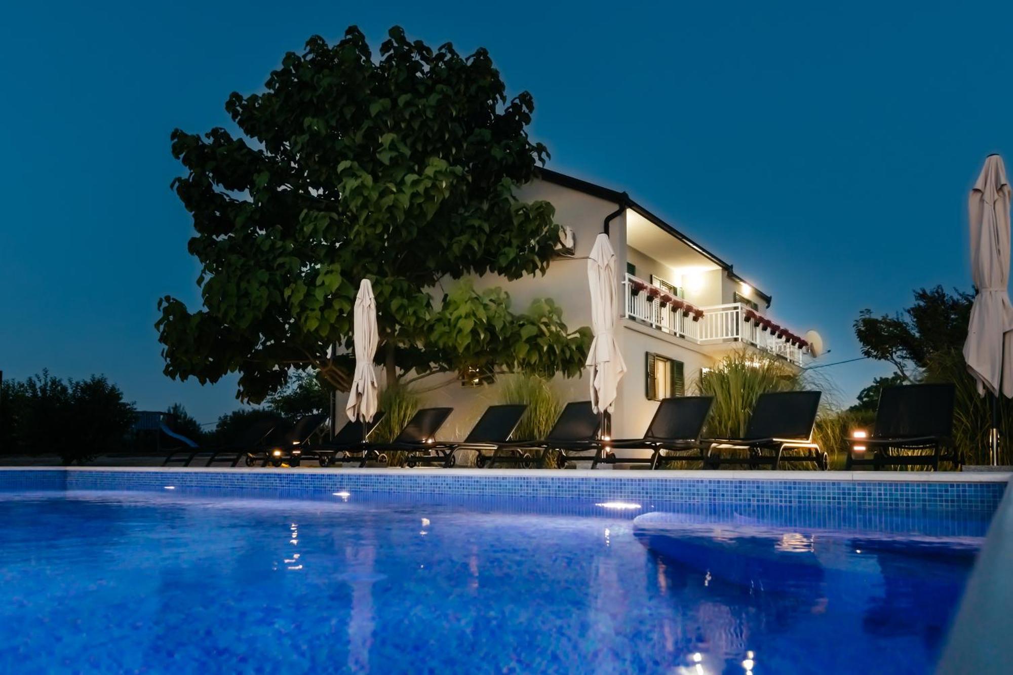 Villa Matko - Family Destination Zmijavci Bagian luar foto